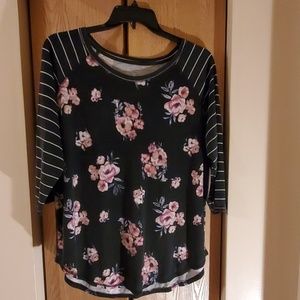 Boutique Plus perfect tee